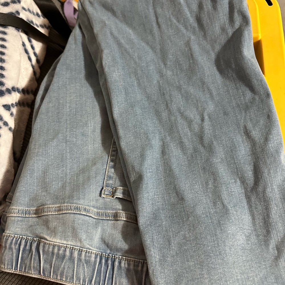 Torrid Super Soft Pull on Boyfriend mid rise Jeans